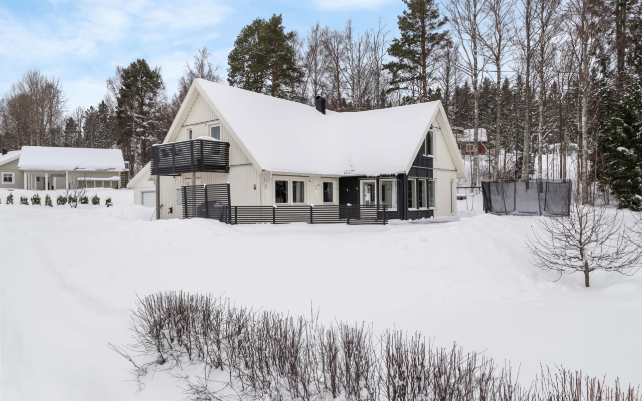 Karström Mäklarbyrå