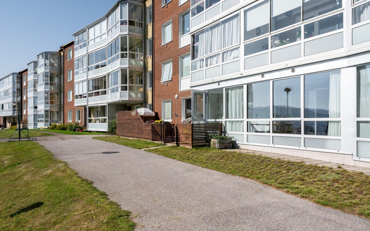 Karström Mäklarbyrå