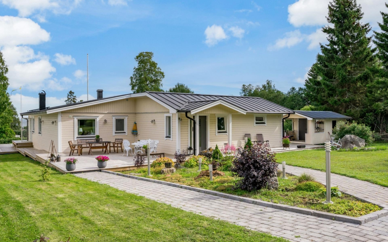 Karström Mäklarbyrå