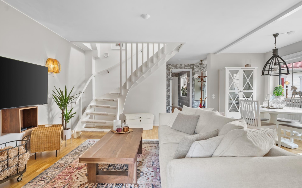 Karström Mäklarbyrå