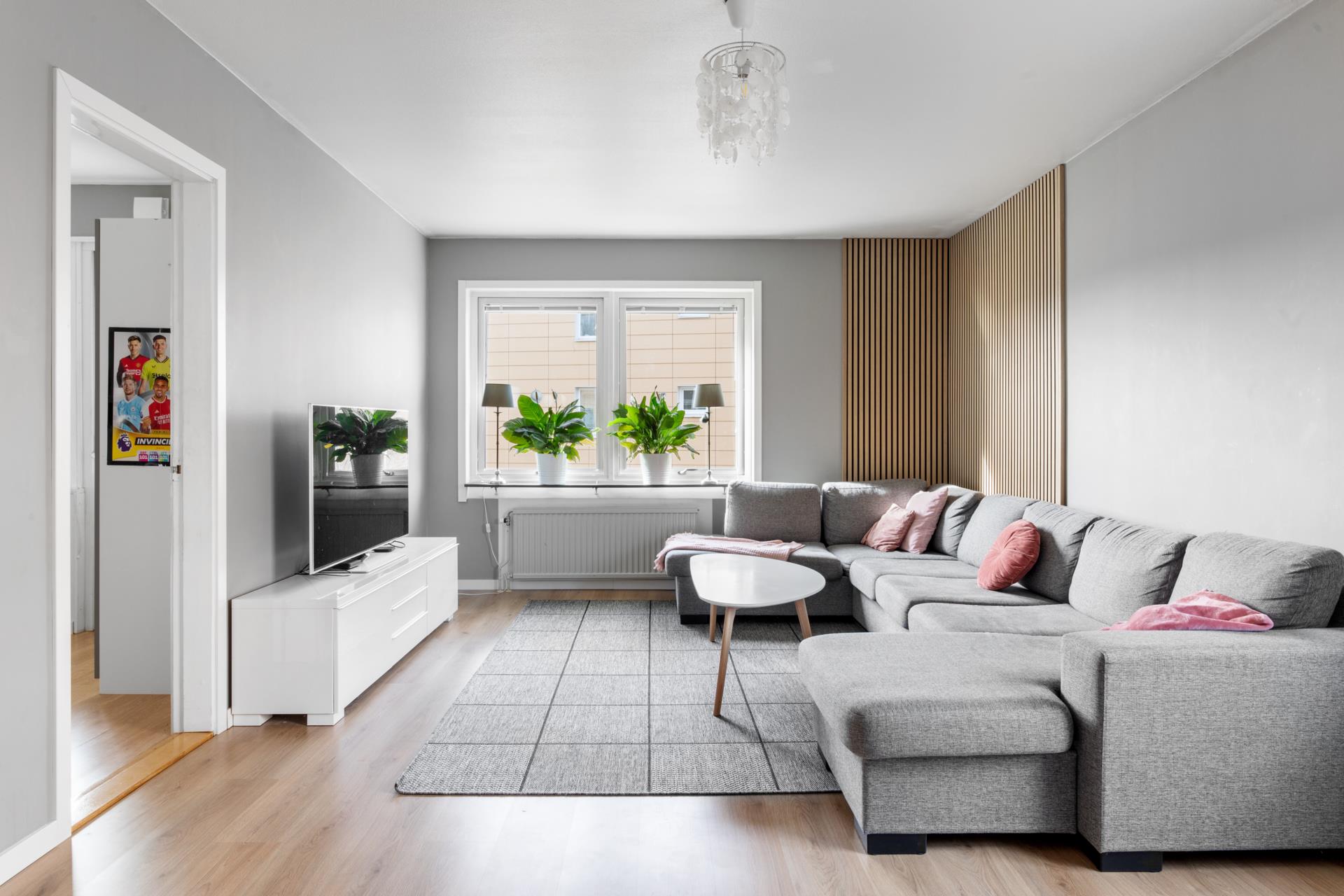 Trivsam fyra med renoverat kök och lugnt läge i Granlo!