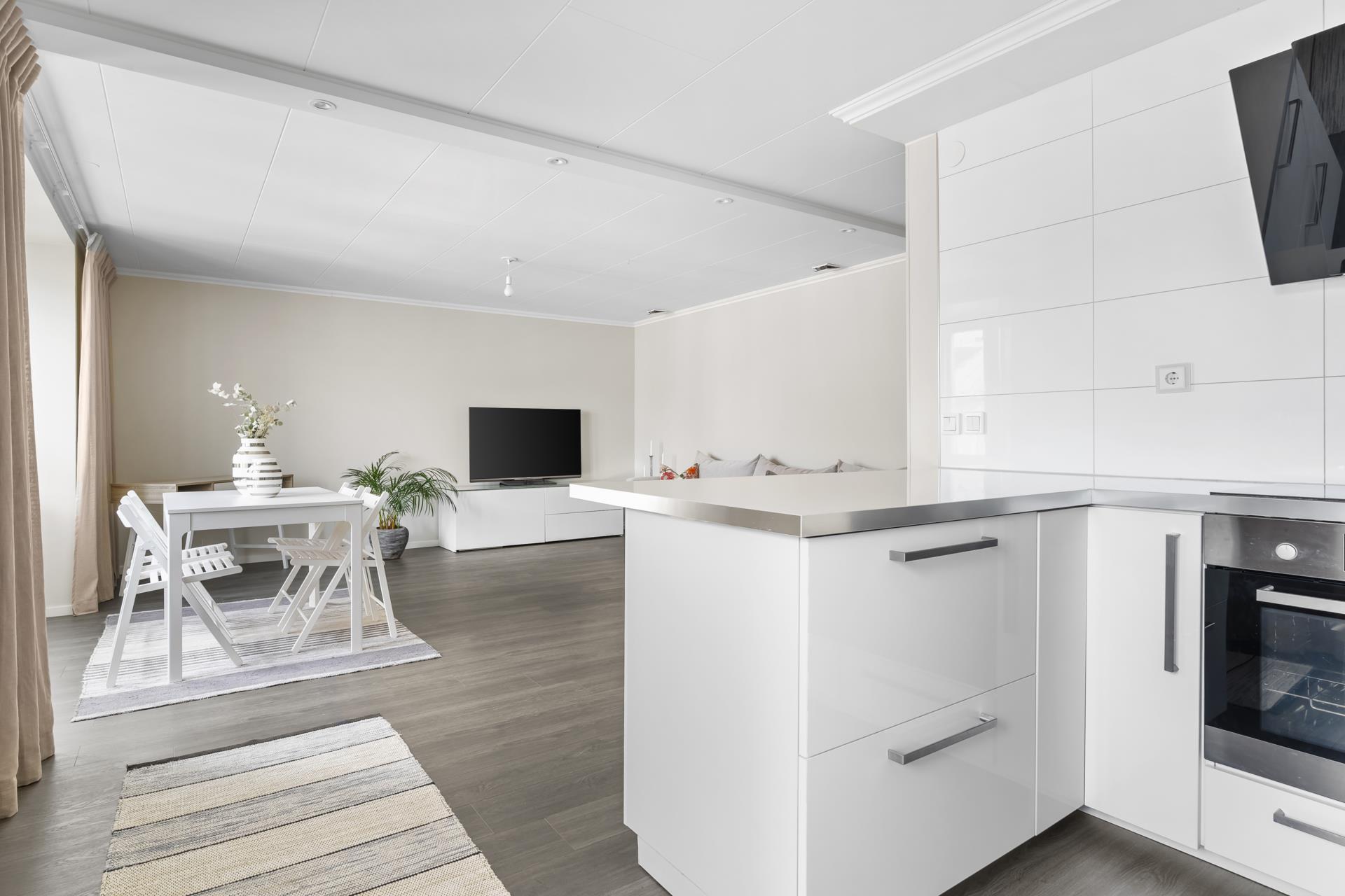Fint renoverad 2:a i centrala Sundsvall
