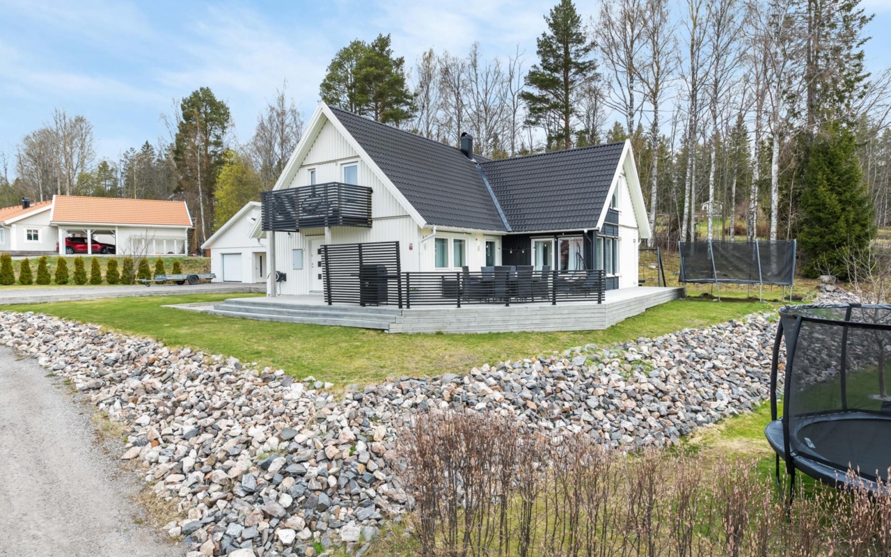 Karström Mäklarbyrå
