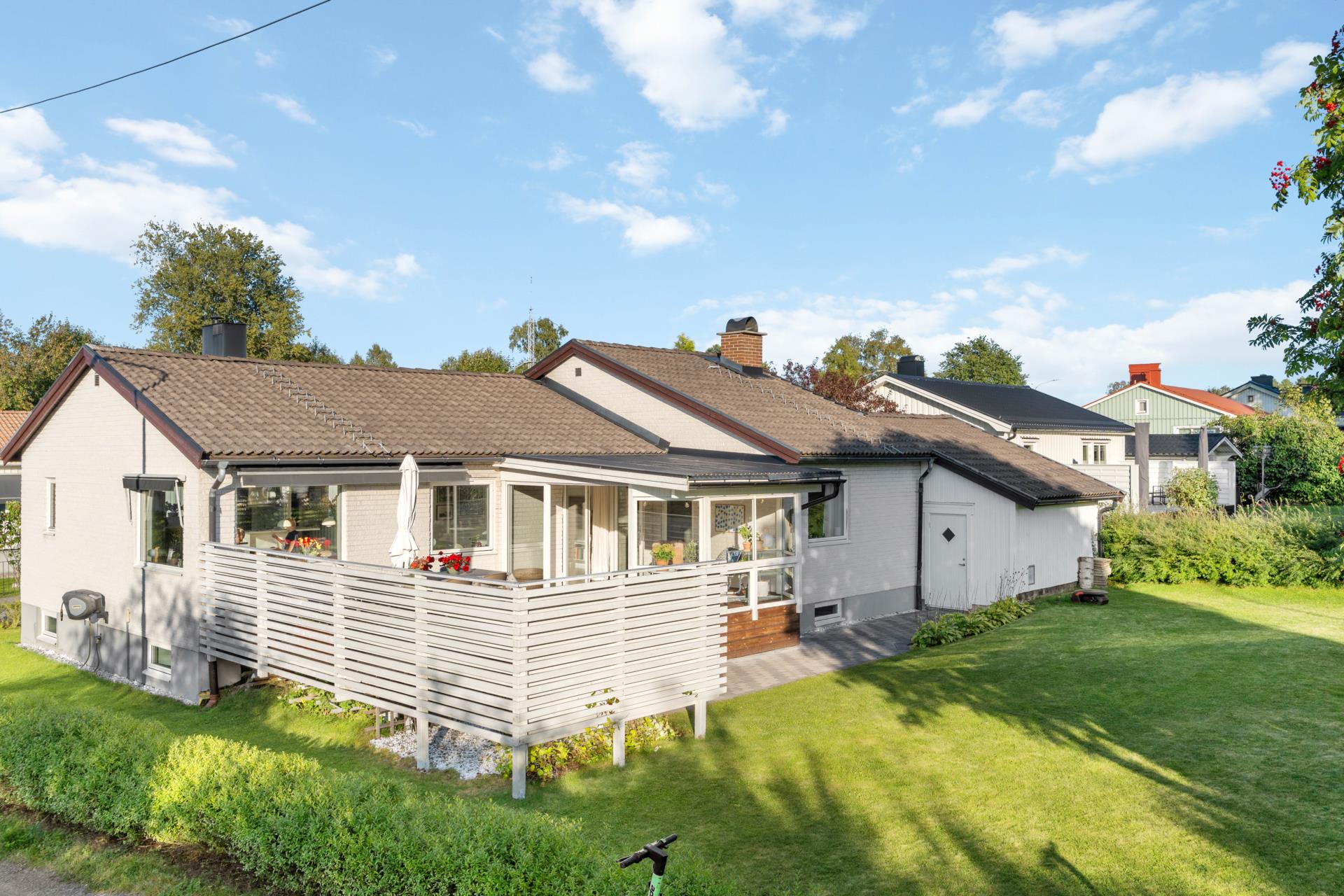 Välskött villa med gavelläge och trivsam planlösning!