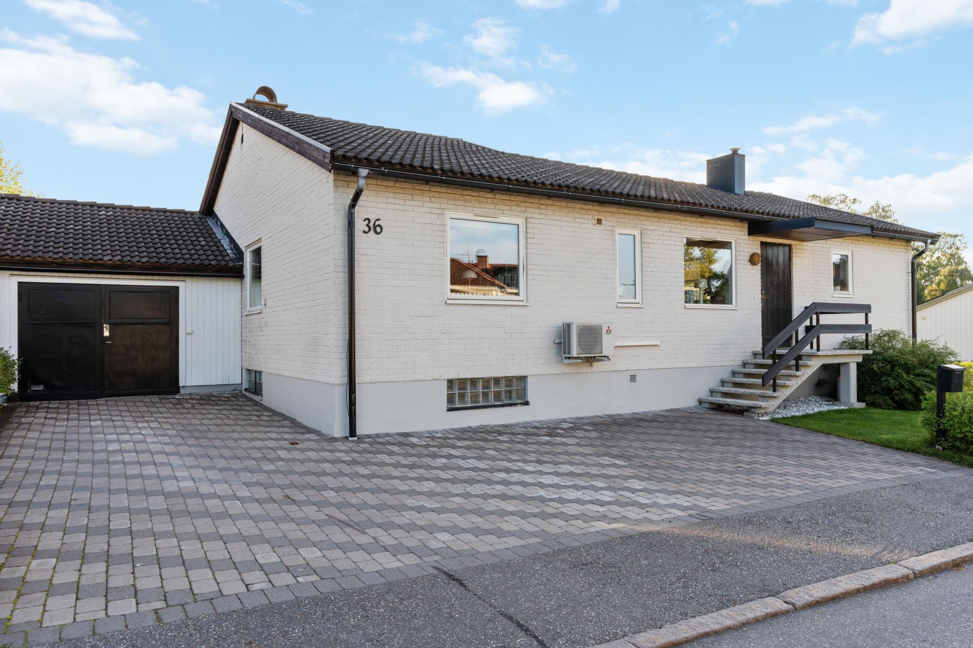 Välskött villa med gavelläge och trivsam planlösning!