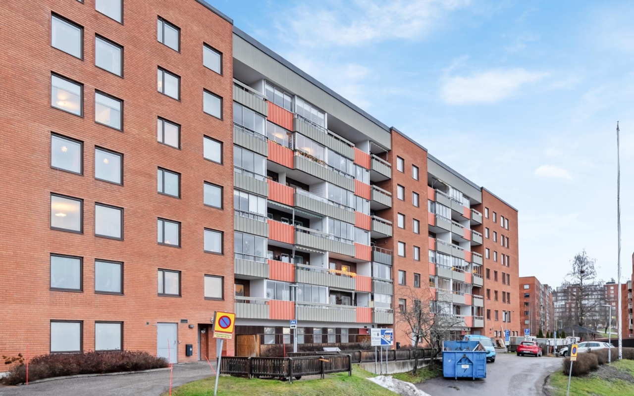 Karström Mäklarbyrå