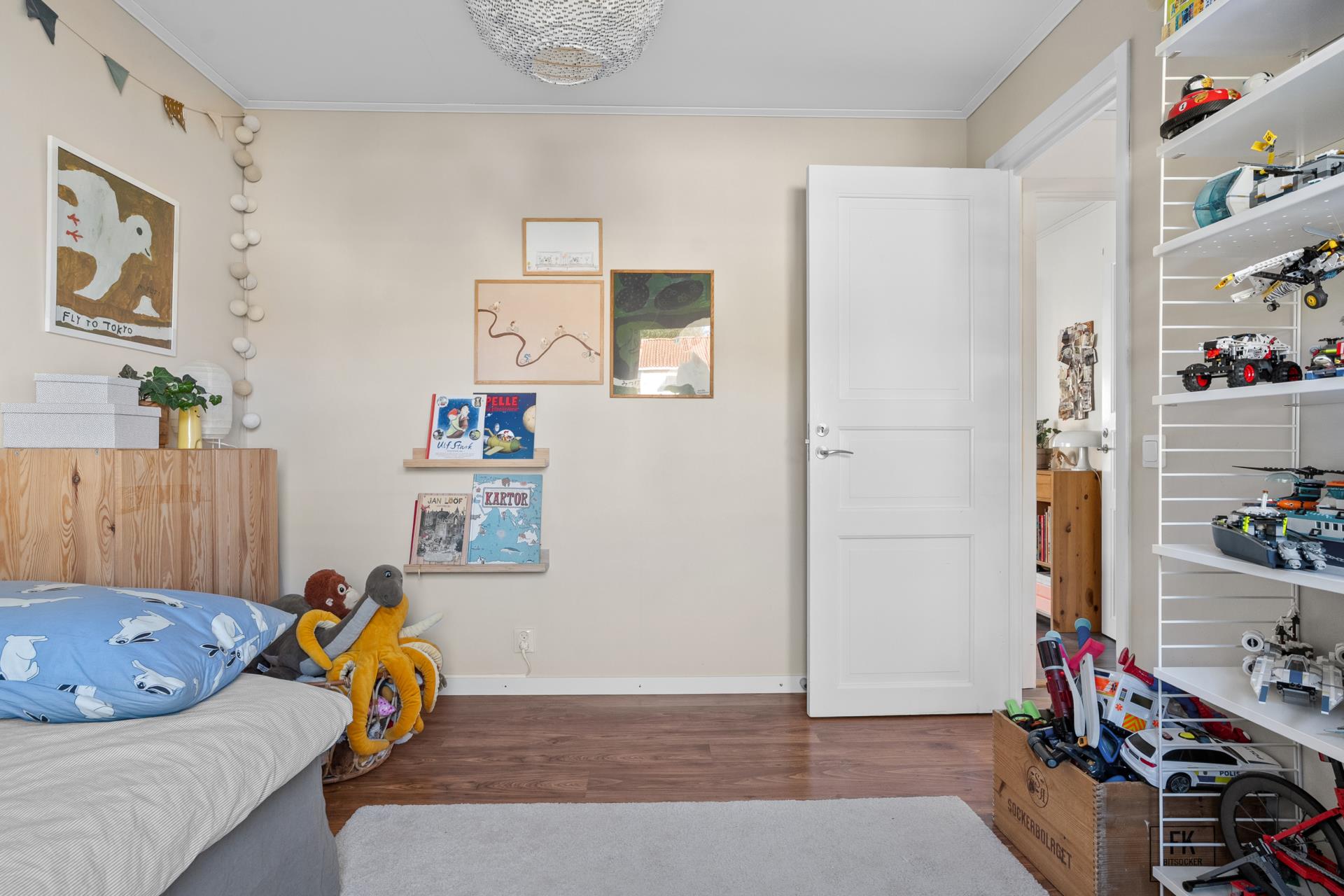 Välskött villa med gavelläge och trivsam planlösning!