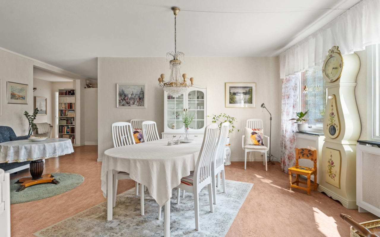 Karström Mäklarbyrå