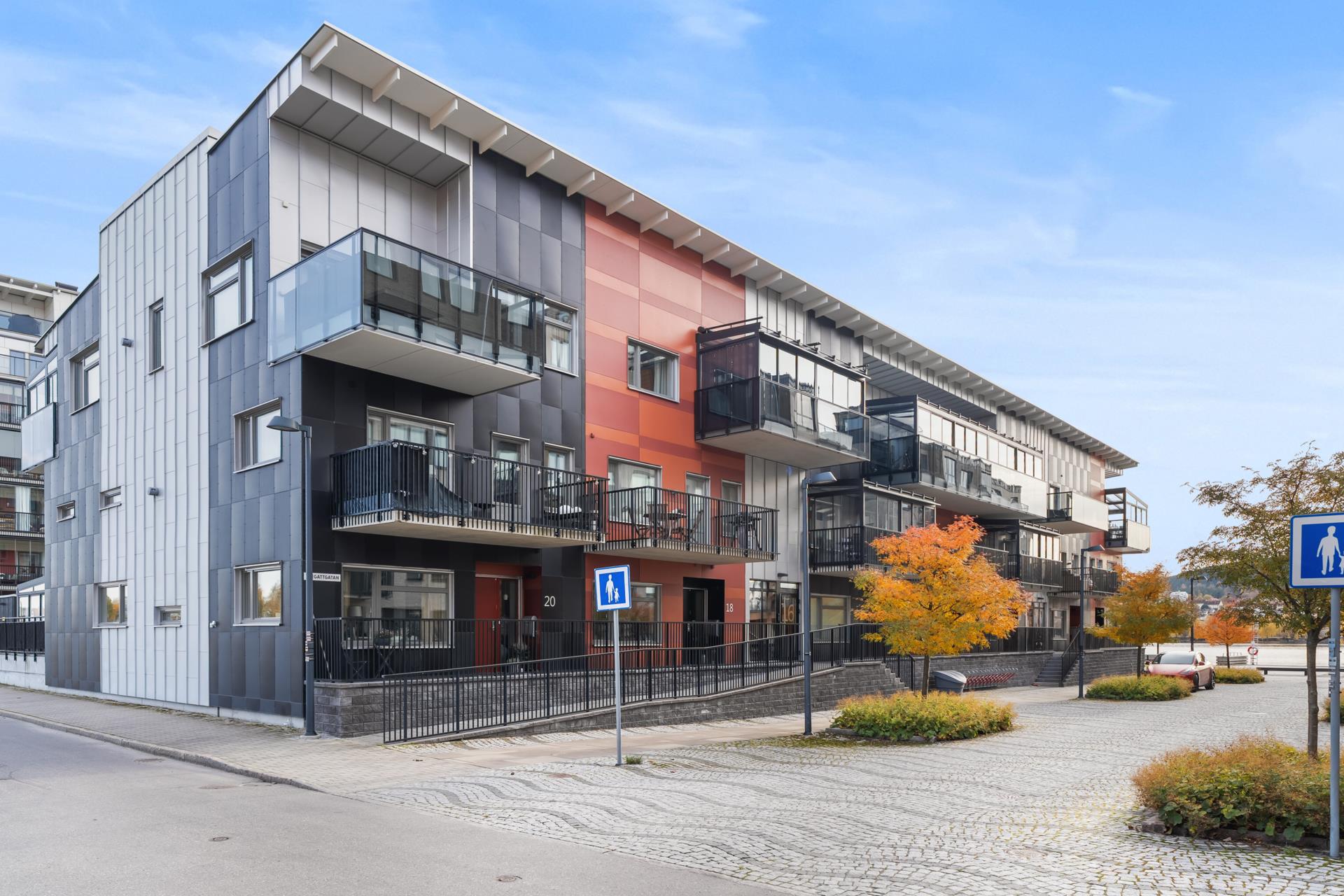 Fregattgatan 12 – Markplan med stort uterum