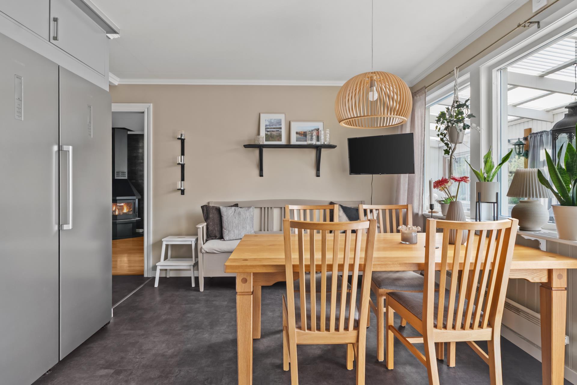 Trivsamt hus med lummigt läge