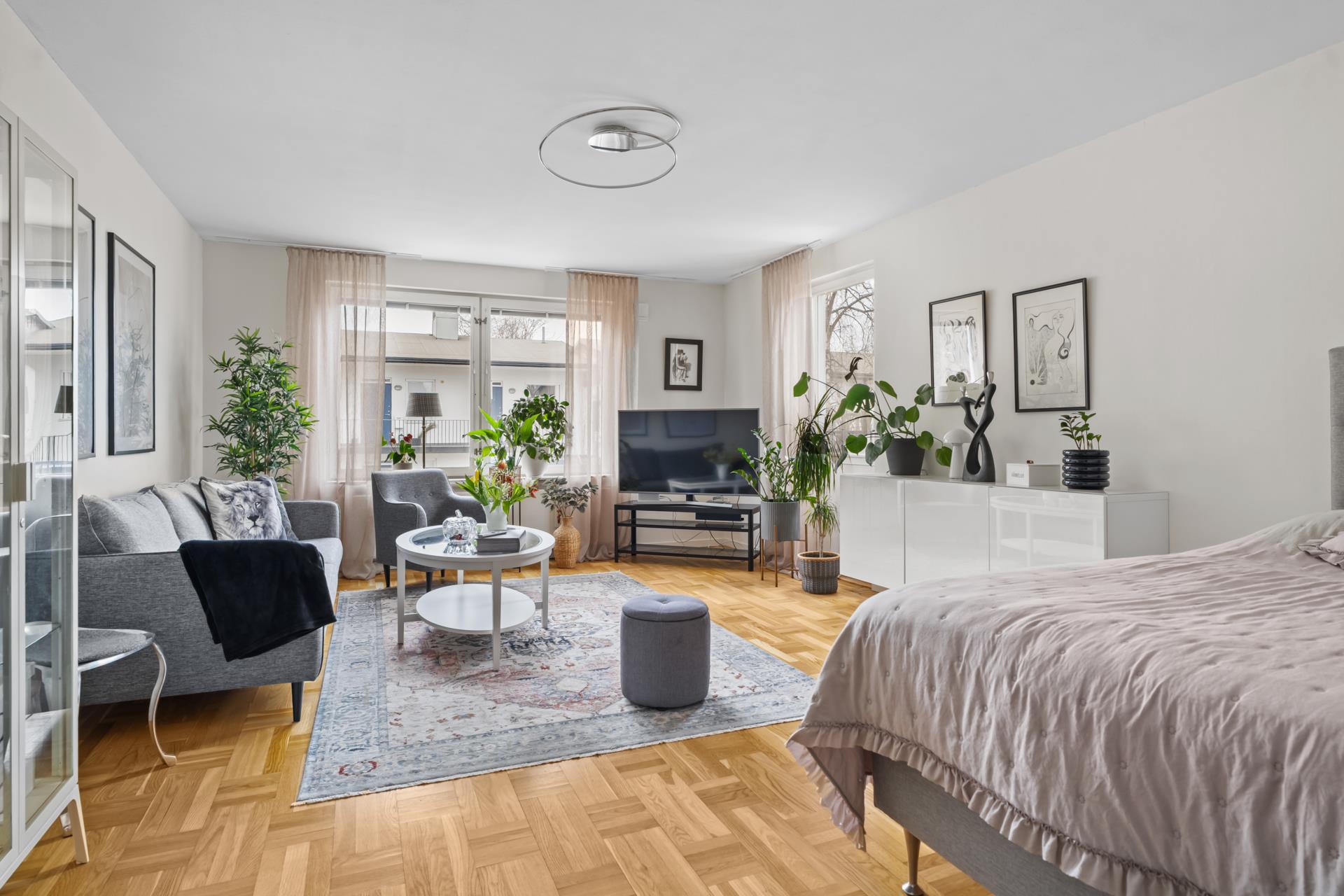 Fin och stor etta med fräscha ytskikt